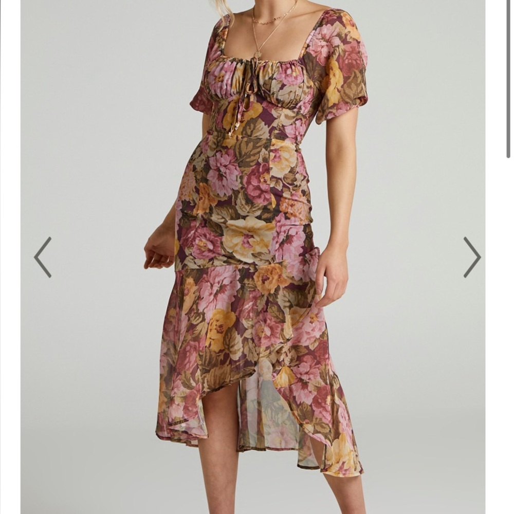 SHOWPO JASALINA MIDAXI DRESS - PUFF SLEEVE DRESS IN CLASSIC FLORAL size 4 - Picture 1 of 7